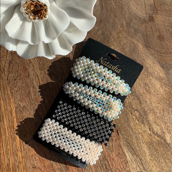 Nordstrom Accessories - 🏷NWT large fashion hair clips 🎁